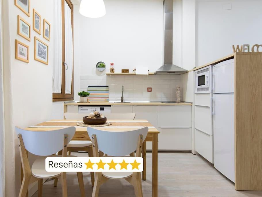 Moderno Apartamento En Casco Historico + Desayuno! Zaragoza Dış mekan fotoğraf