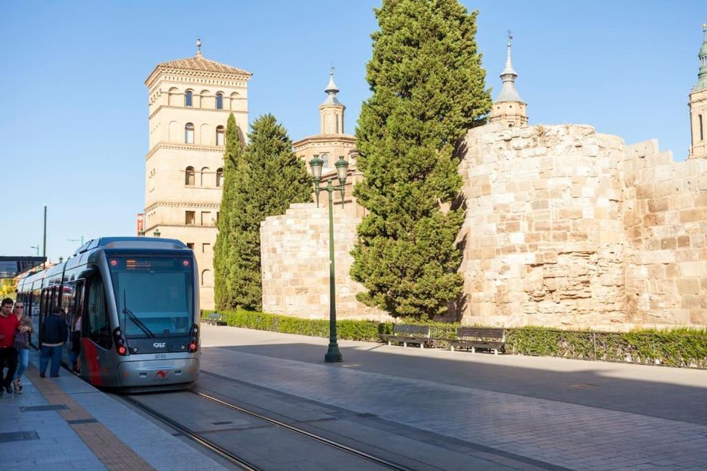 Moderno Apartamento En Casco Historico + Desayuno! Zaragoza Dış mekan fotoğraf